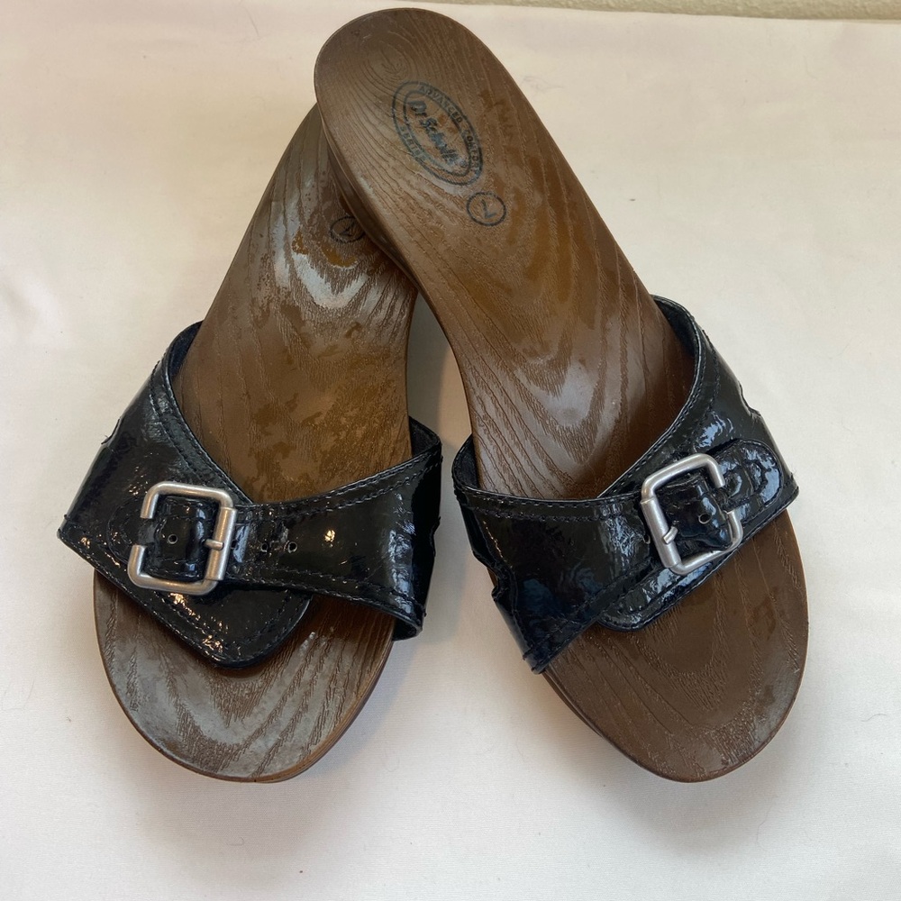 Dr. Scholl’s advanced comfort sandals